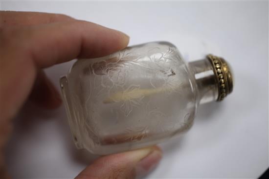 A Chinese rock crystal snuff bottle, early 20th century, 6.2cm